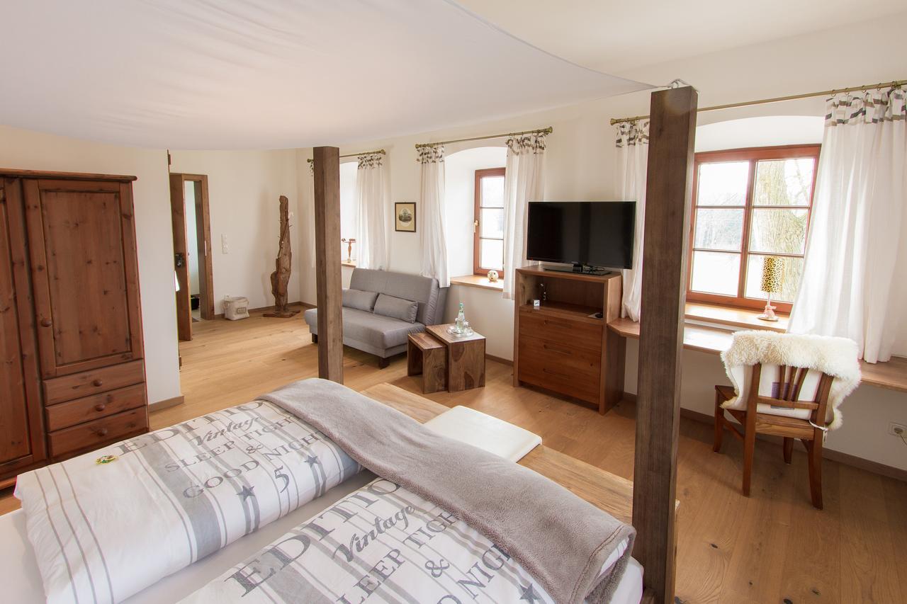 Hotel Alpenblick Riedering Esterno foto