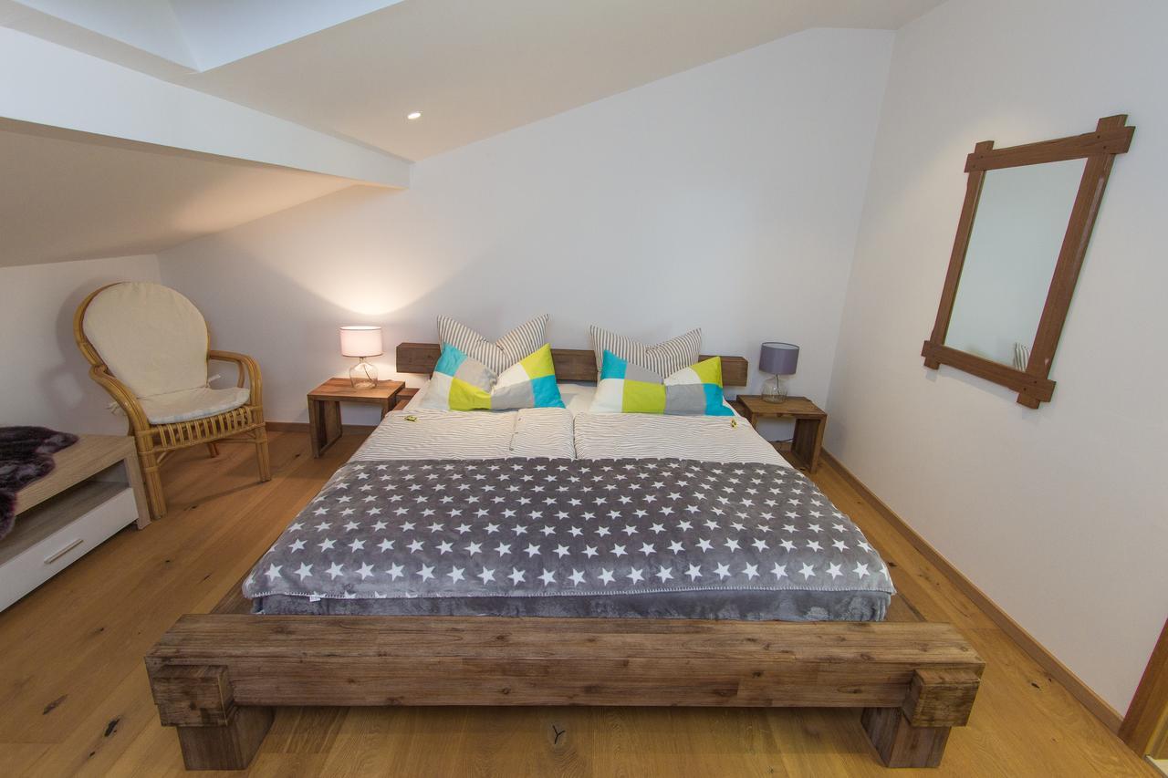 Hotel Alpenblick Riedering Esterno foto